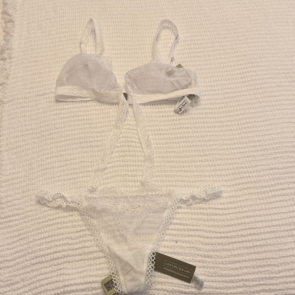 Intimissimi White Lace Bra Set